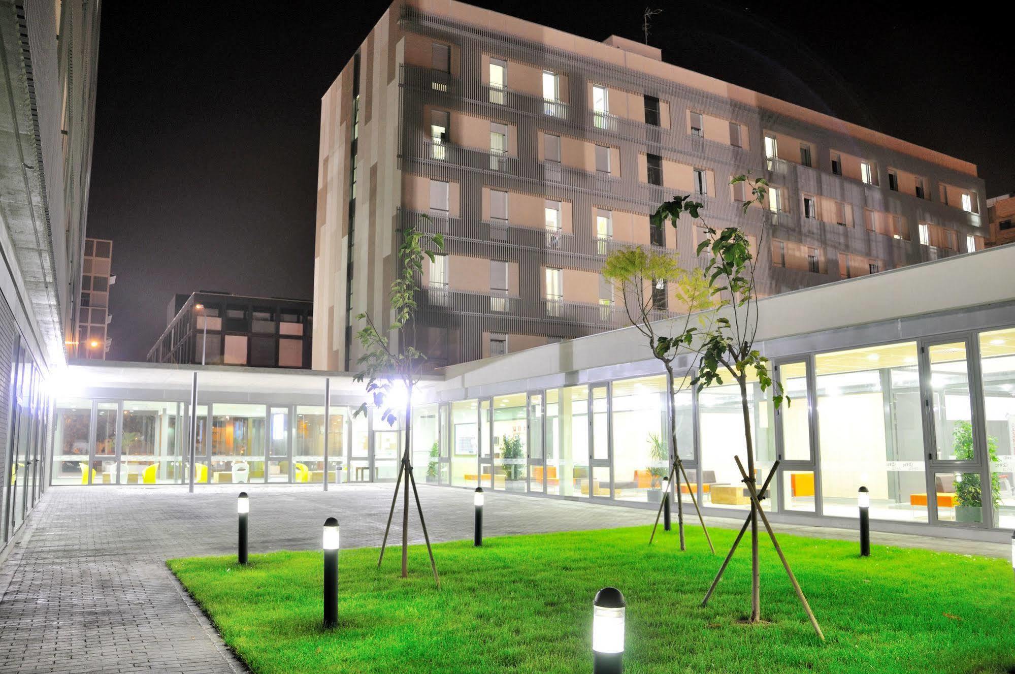 瓦伦西亚达米亚博内特大学旅舍公寓 外观 照片